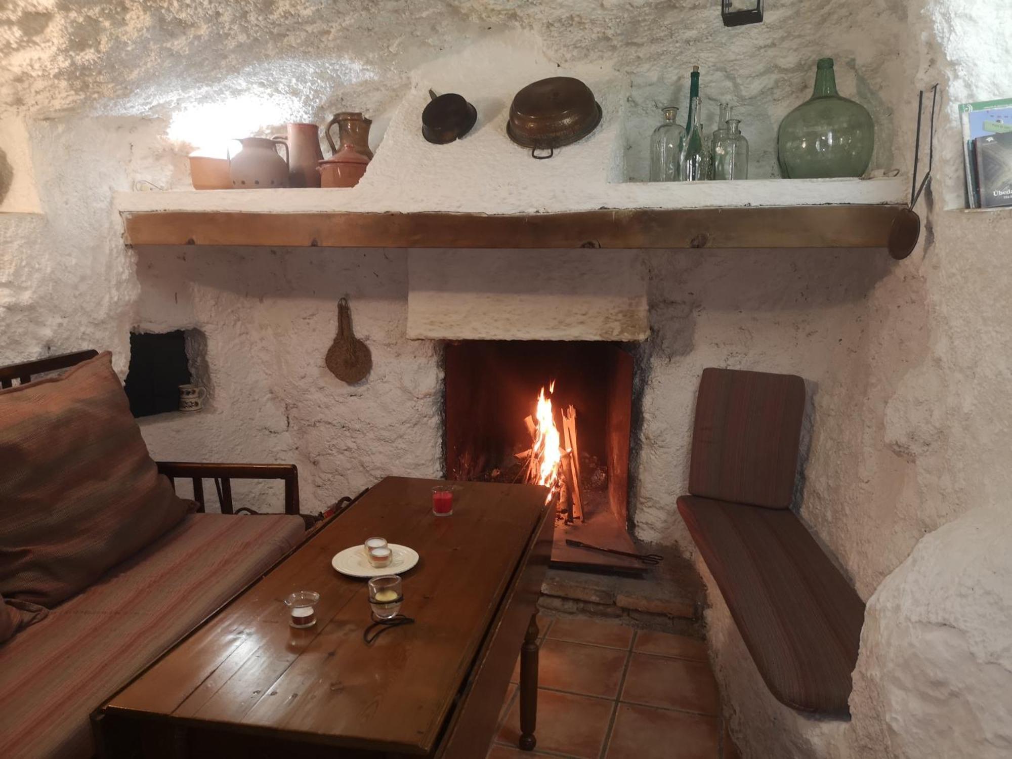 Pegalajar Cueva El Parralゲストハウス エクステリア 写真