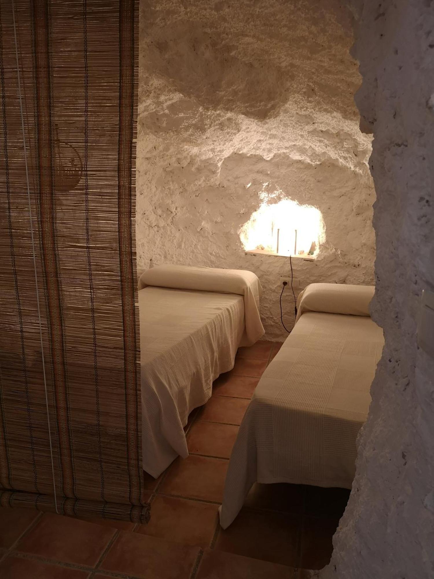 Pegalajar Cueva El Parralゲストハウス エクステリア 写真