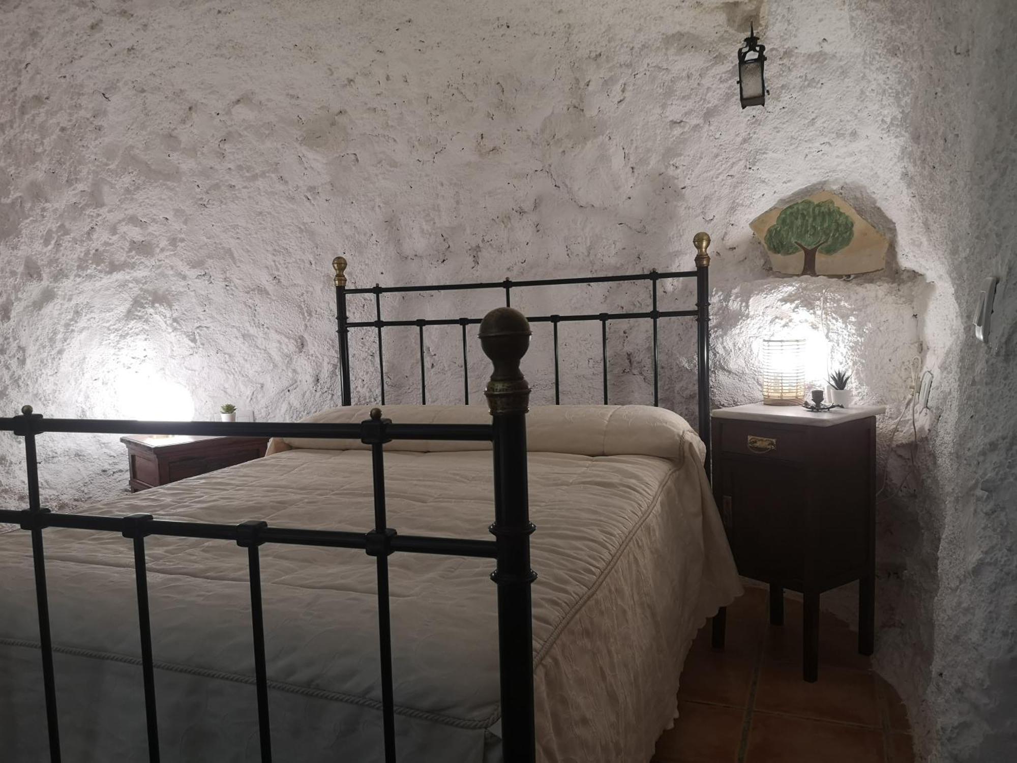 Pegalajar Cueva El Parralゲストハウス エクステリア 写真